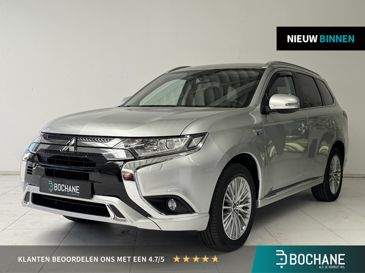 Mitsubishi Outlander - 2.4 PHEV Intense | Navigatie | Camera | Stoelverwarming | Climate Control | - AutoWereld.nl