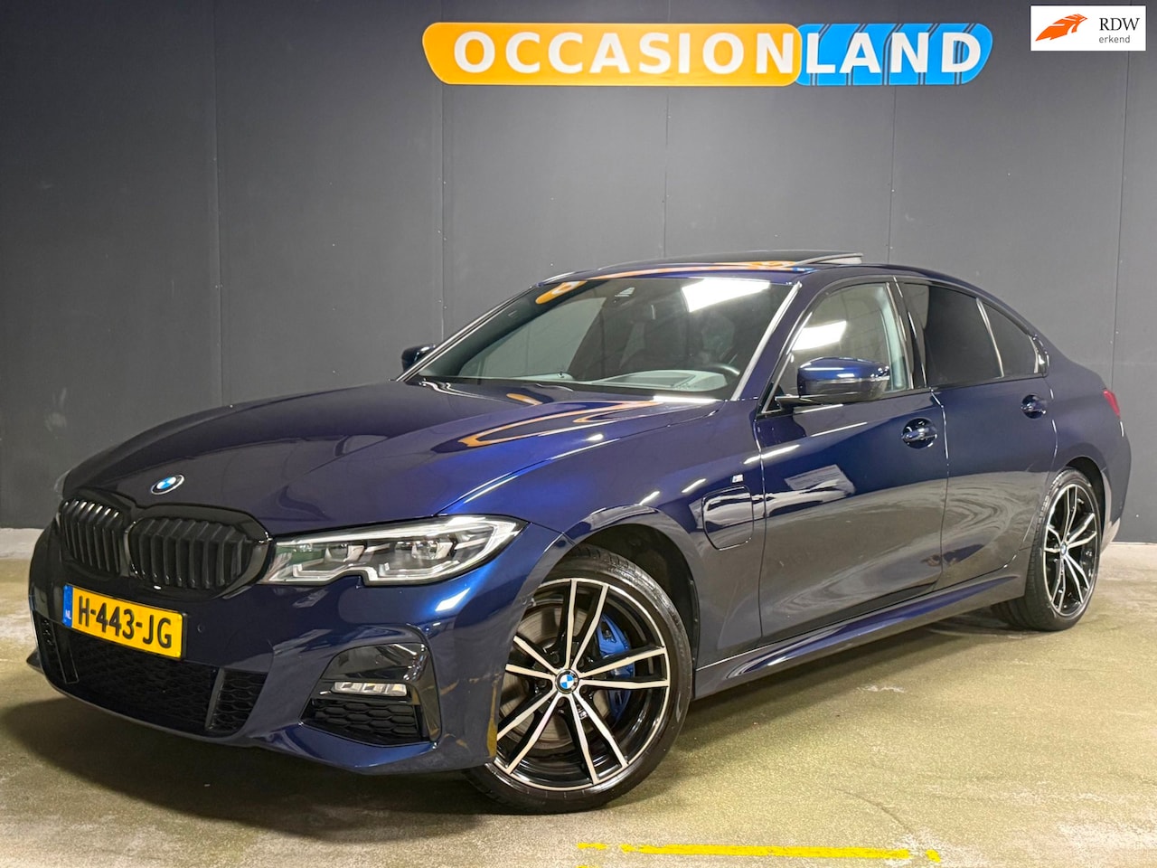 BMW 3-serie - 330e eDrive Edition M-Sport|KANTELDAK|SFEER|HUD|CARPLAY|PDC|LED|CRUISE|LEDER|STOELV|CAMERA - AutoWereld.nl