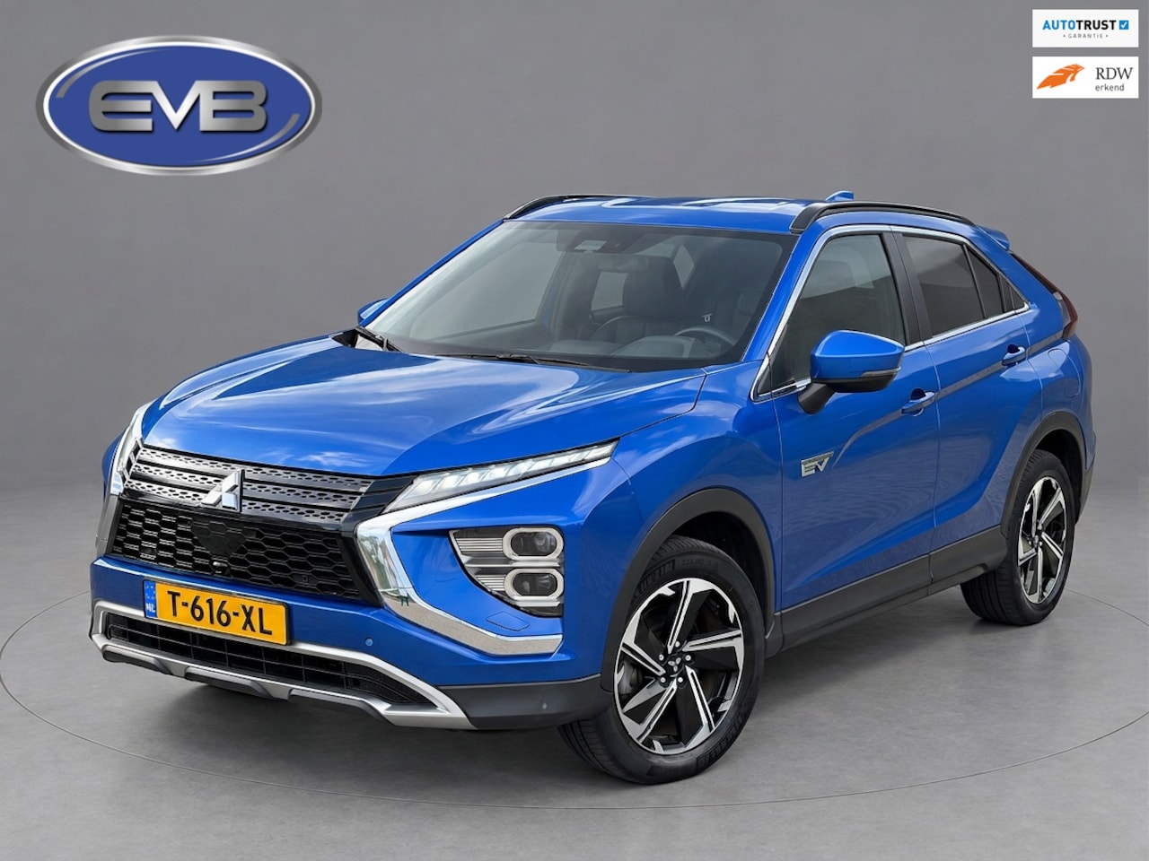 Mitsubishi Eclipse Cross - 2.4 PHEV Intense+ 2.4 PHEV Intense+, trekhaak, stoelverwarming, achteruitrijcamera, vele opties - AutoWereld.nl