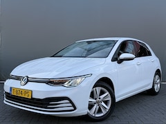 Volkswagen Golf - BWJ 2023 1.0 111 PK TSI Life FULL LED | CAMRA | STOELVERW. | STUURVERW. | KEYLESS | ADAPTI