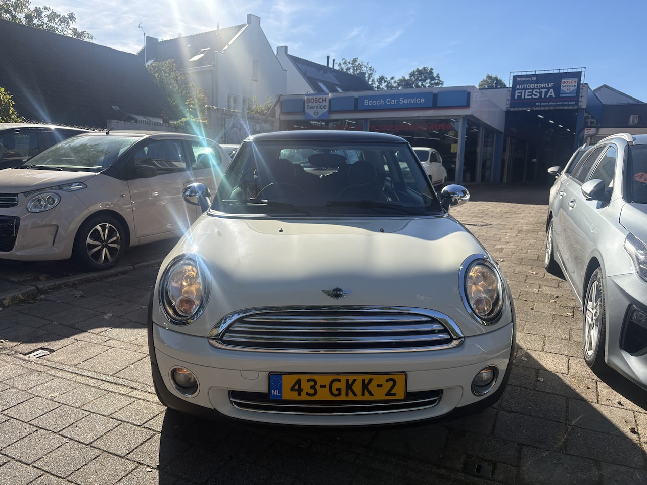 MINI 3-Deurs - 1.6 Cooper Chili Super complete en strakke, mooie Mini Cooper!! Origineel navigatie, Digi - AutoWereld.nl