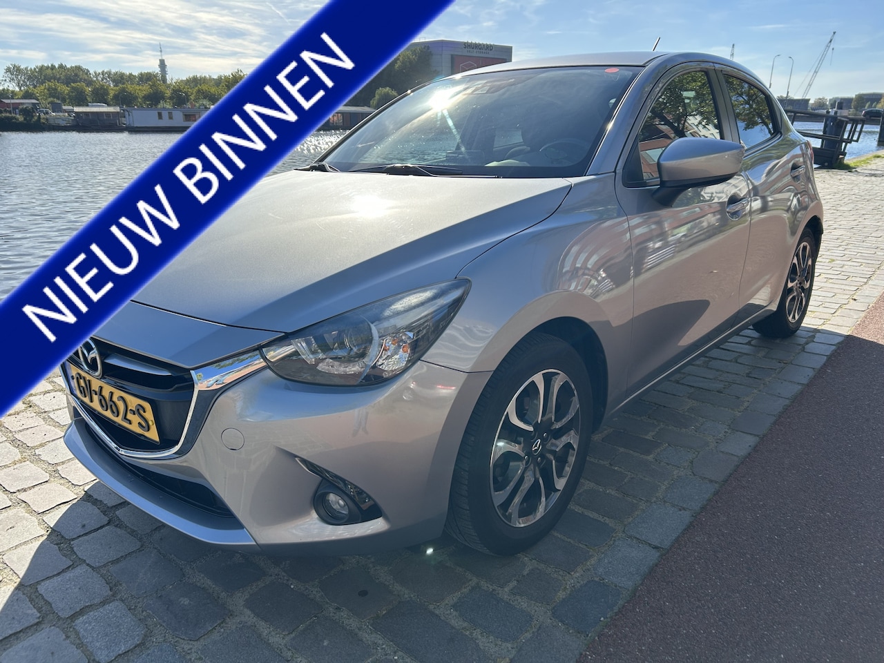 Mazda 2 - 1.5 Skyactiv-G GT-M navigatie airco/ecc keurige auto - AutoWereld.nl