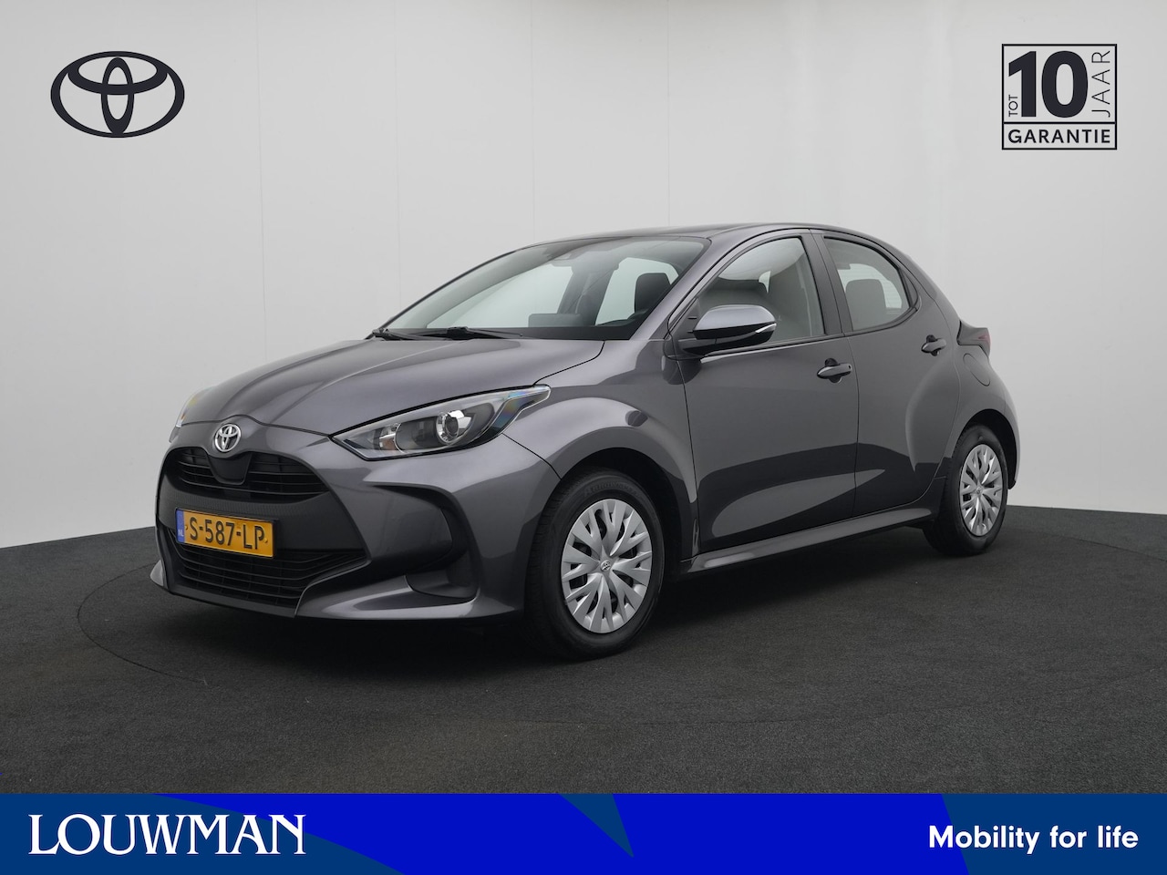 Toyota Yaris - 1.5 VVT-i Active | Airco | Parkeercamera | Adaptive Cruise Control | - AutoWereld.nl