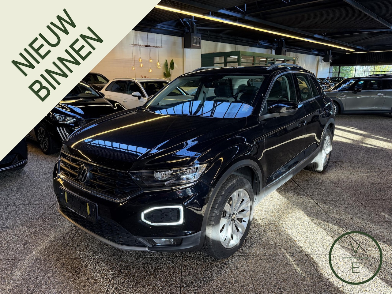 Volkswagen T-Roc - 1.5 TSI Sport | DSG | Camera | Keyless | Virtal Cockpit | Led | - AutoWereld.nl