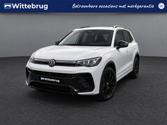 Volkswagen Tiguan - 1.5 eHybrid 204pk R-Line DSG Automaat Black Style / Panorama schuifdak / LM 19 inch / IQ L