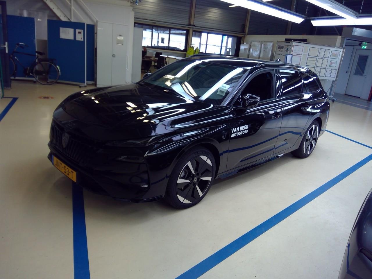Peugeot e-308 SW - GT 54 kWh tot 8 Jaar Garantie! | Alcantara | 360 Camera | Elektr. Achterklep | Navigatie | - AutoWereld.nl