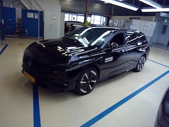 Peugeot e-308 SW - GT 54 kWh tot 8 Jaar Garantie | Alcantara | 360 Camera | Elektr. Achterklep | Navigatie |
