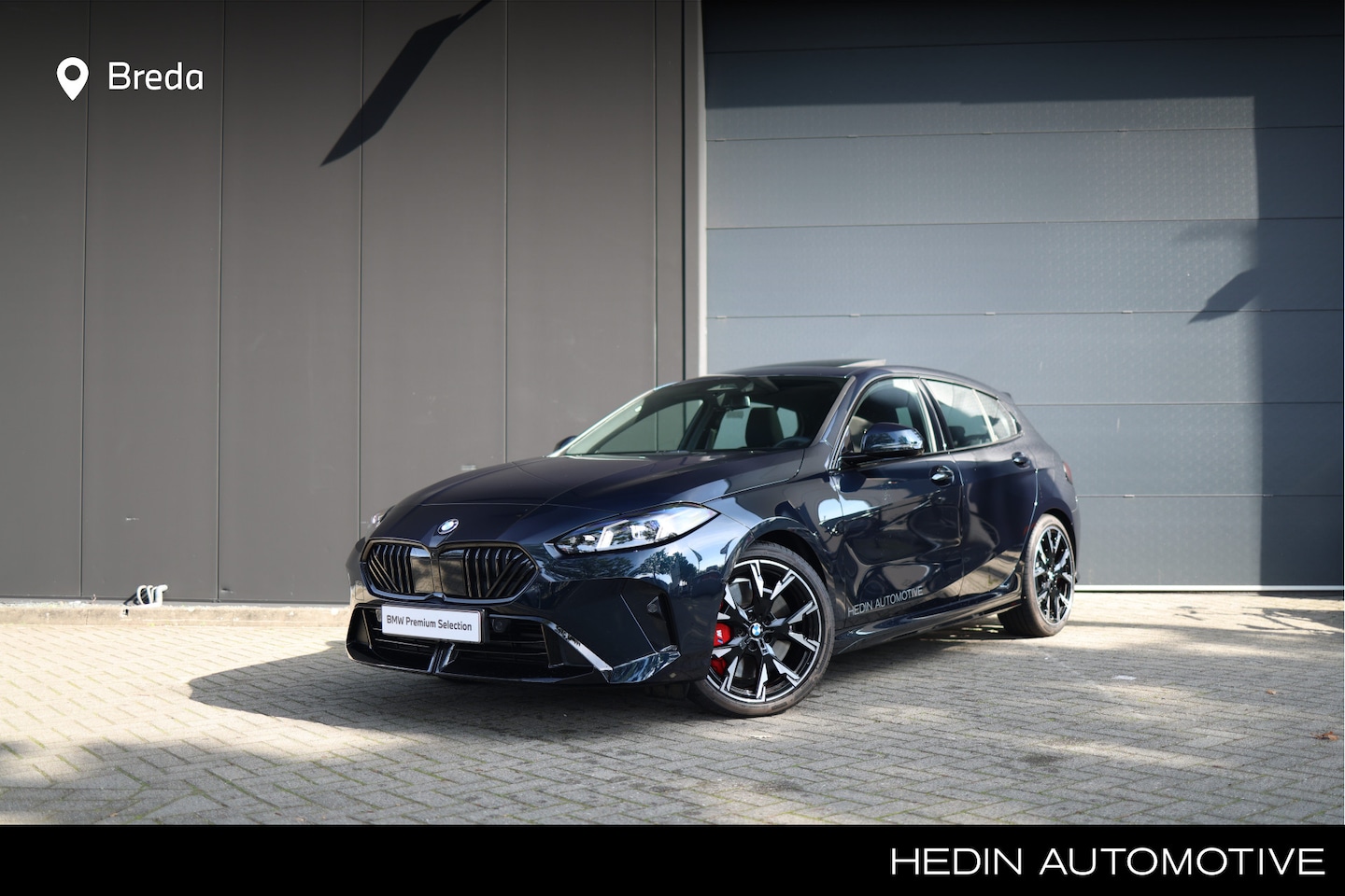 BMW 1-serie - 120 M Sport Design Edition | Achteruitrijcamera | Comfort Access | Glazen Panoramadak | Ha - AutoWereld.nl
