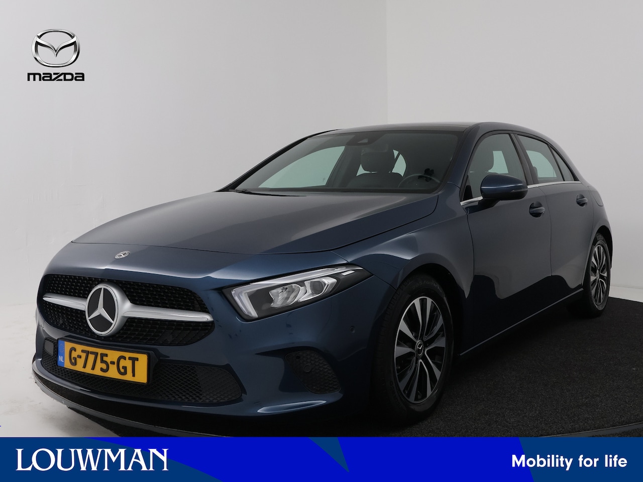 Mercedes-Benz A-klasse - 180 Business Solution !(Zonnedak rolt niet op)! | Panoramadak | Trekhaak | Camera | Stoelv - AutoWereld.nl