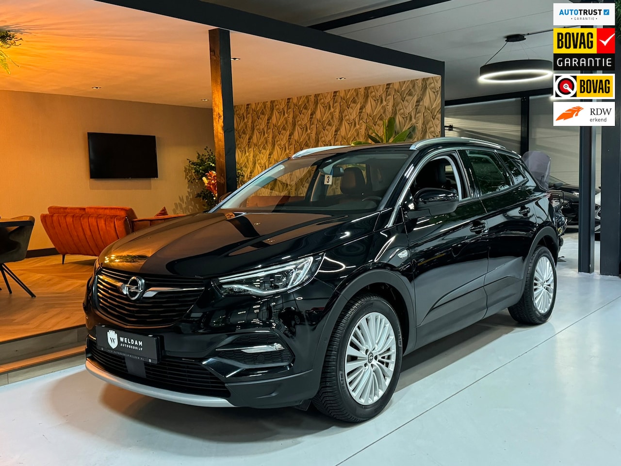 Opel Grandland X - 1.6 Turbo Innovation 181PK|Carplay|Camera|Cruise|Navi|LED|Lane Assist|Dealer onderhouden - AutoWereld.nl