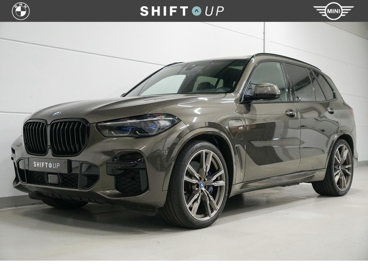 BMW X5 - xDrive45e M-Sport | Panoramadak | Stoelventilatie | Harman Kardon - AutoWereld.nl