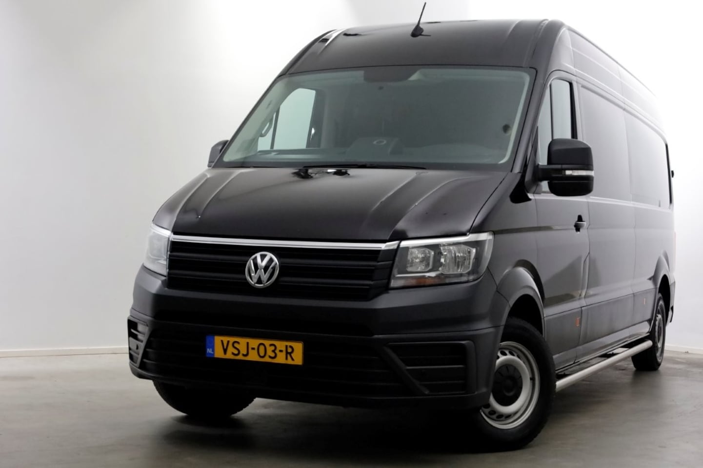 Volkswagen Crafter - 35 2.0 TDI 177pk L4H3 (L3H2) Maxi Airco/Navi/Camera 01-2022 - AutoWereld.nl