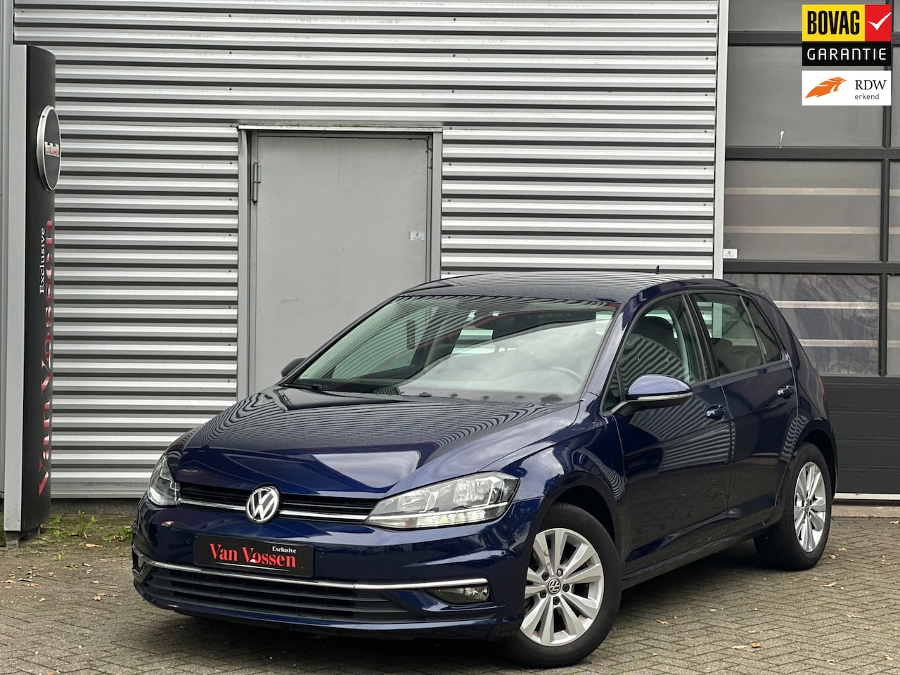 Volkswagen Golf - 1.0 TSI Comfortline|Navigatie|Carplay - AutoWereld.nl