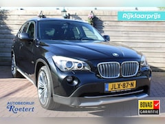 BMW X1 - xDrive28i 258pk 4WD Automaat Executive ECC/leer/navi/panodak/trekhaak