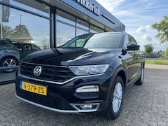 Volkswagen T-Roc - 1.0 TSI STYLE BUSINESS APPLE/ANDROID/ADAPTIEF/TREKHAAK