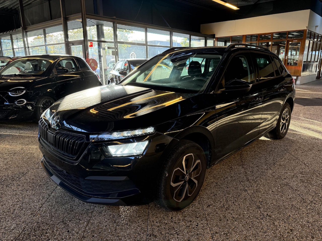 Skoda Kamiq - 1.5 TSI ACT Sport Business | 150 PK | DSG | PDC | CarPlay | LED | Geen Afleverkosten | - AutoWereld.nl