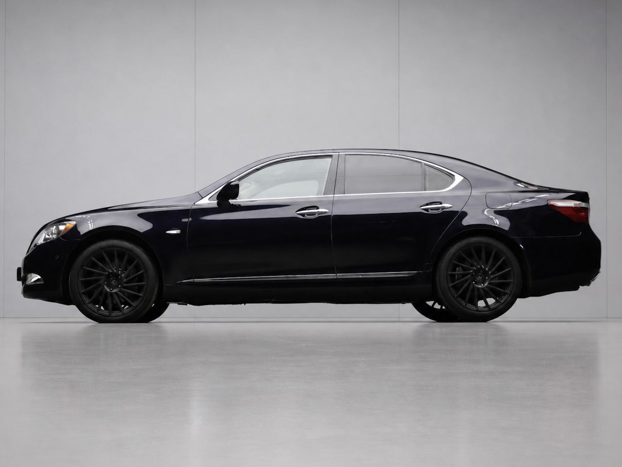 Lexus LS 460 - President YOUNGTIMER (NAVI,SCHUIFDAK,STOELVERWARMING/KOELING,CAMERA,6CILINDER,LEDER,PDC,NE - AutoWereld.nl