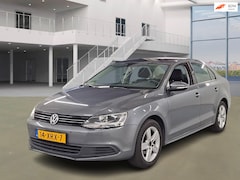 Volkswagen Jetta - 1.2 TSI Comfortline NAVI PSENSOR CRUISE TREKHAAK 2 X SLEUTELS