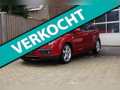 Ford Focus - 1.6-16V Futura 5drs