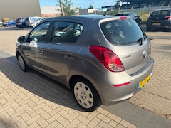 Hyundai i20 - 1.2i i-Motion
