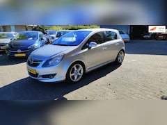 Opel Corsa - 1.4-16V Cosmo bj 2010 OPC line airco