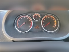 Opel Corsa - 1.4-16V Cosmo bj 2010 OPC line airco