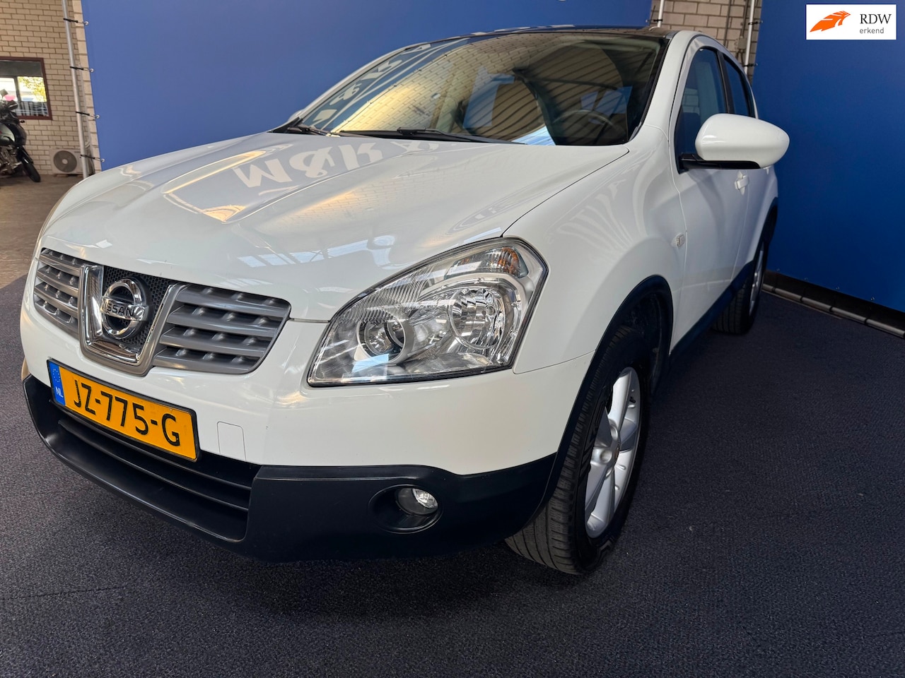 Nissan Qashqai - 2.0 Connect Edition Automaat met Nieuwe APK - AutoWereld.nl