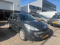 Peugeot 206 - 1.4 Millesim 200 5 DEURS AIRCO