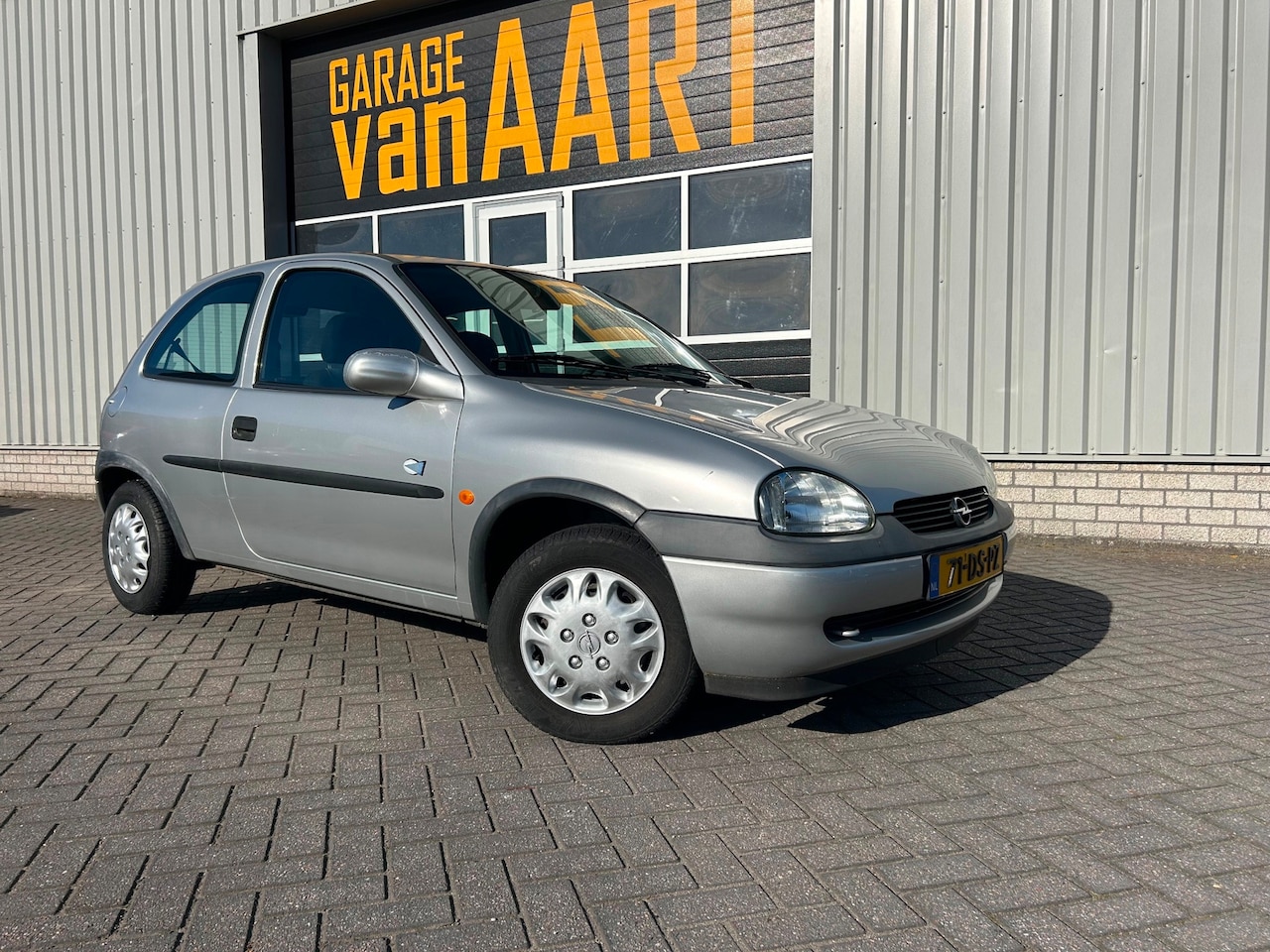 Opel Corsa - 1.2i-16V Strada | NAP | AUTOMAAT | - AutoWereld.nl