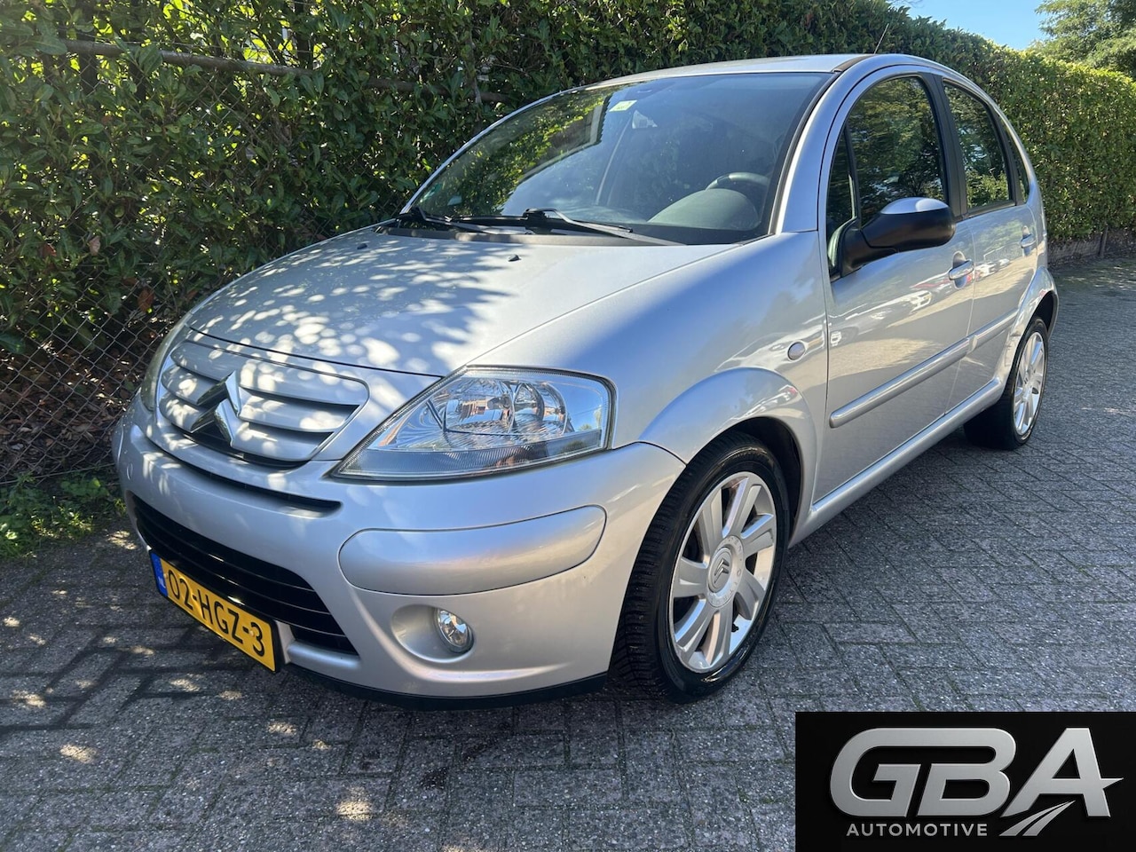 Citroën C3 - 1.6i-16V Exclusive AUTOMAAT 2E Eigen APK 20-11-27 - AutoWereld.nl