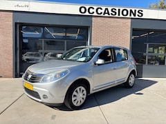 Dacia Sandero - 1.2 Lauréate | Org-NL auto. Airco. Stuurbekr. APK. Onderhouden.