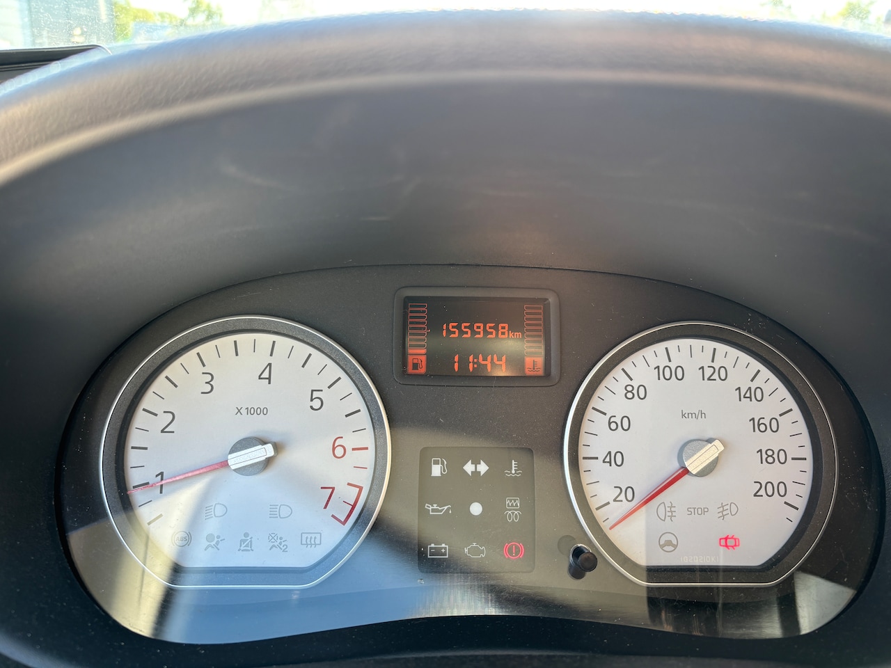 Dacia Sandero - 1.2 Lauréate | Org-NL auto. Airco. Stuurbekr. APK. Onderhouden.