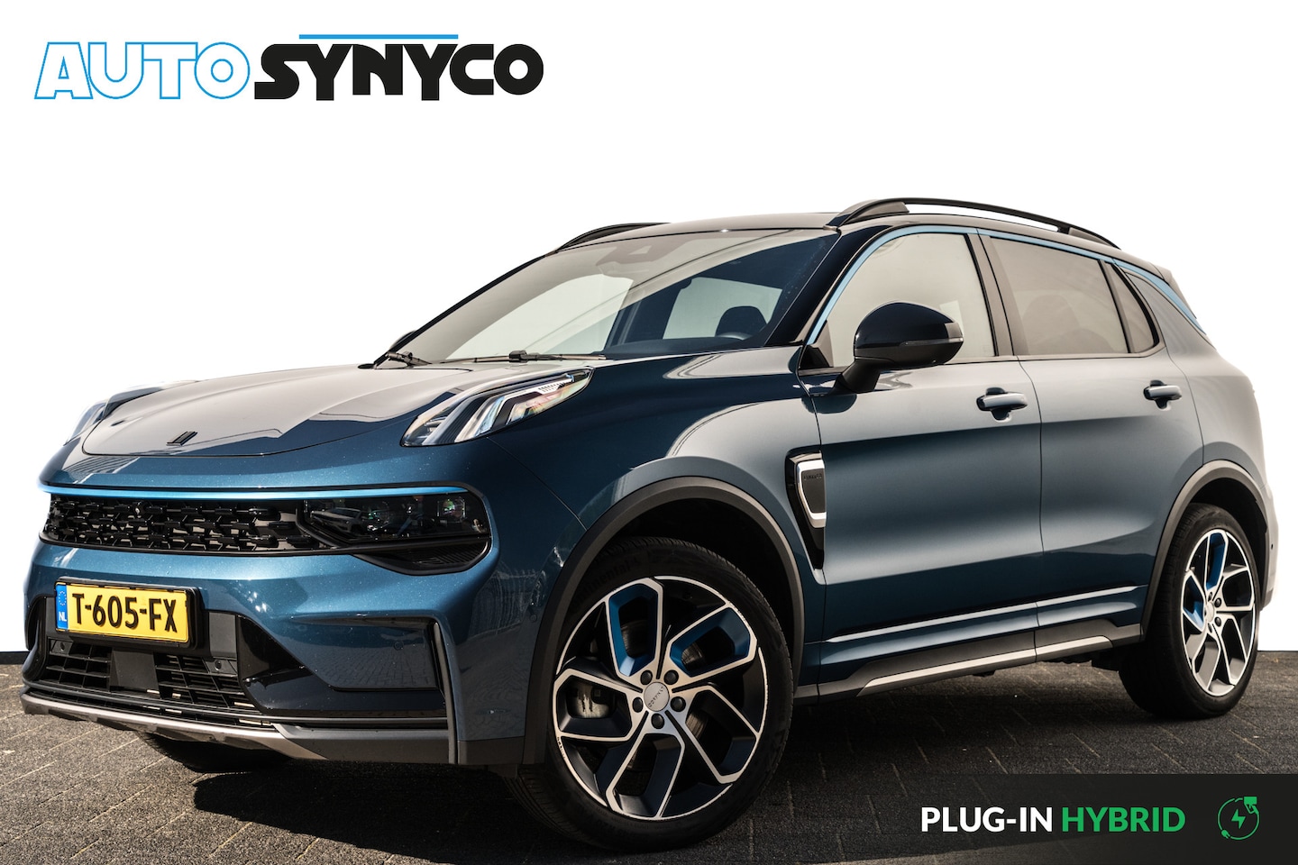 Lynk & Co 01 - 1.5 Plug-in Hybrid 262 Pk I Zwarte hemel I Panoramadak I 75 km Elektrisch I 360 Camera I F - AutoWereld.nl