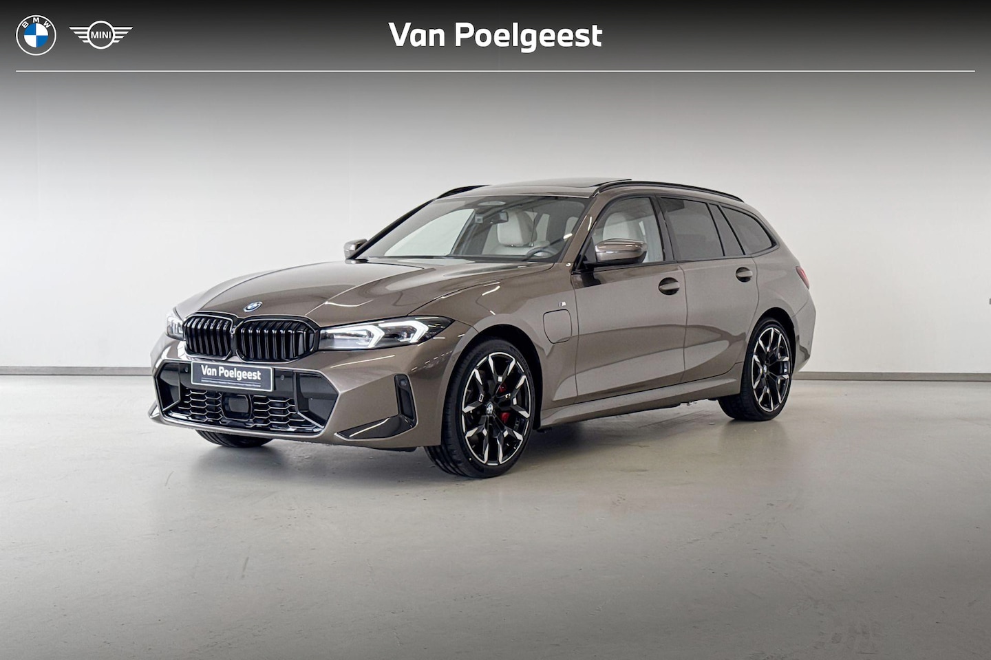 BMW 3-serie Touring - 330e Innovation Pack M Sportpakket Pro Aut. - AutoWereld.nl