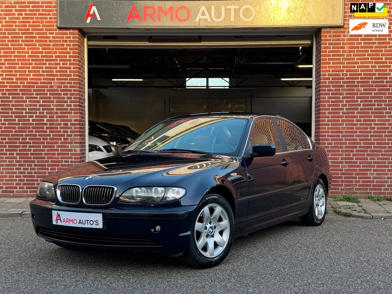 BMW 3-serie - 318i Executive | Airco | Cruise | Rijklaar - AutoWereld.nl