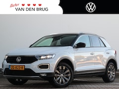Volkswagen T-Roc - 1.5 TSI Sport | Trekhaak | Achteruitrijcamera | Apple carplay / Android auto | Climate con