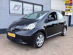 Toyota Aygo - 1.0-12V + Airco cv stuurbekrachteging