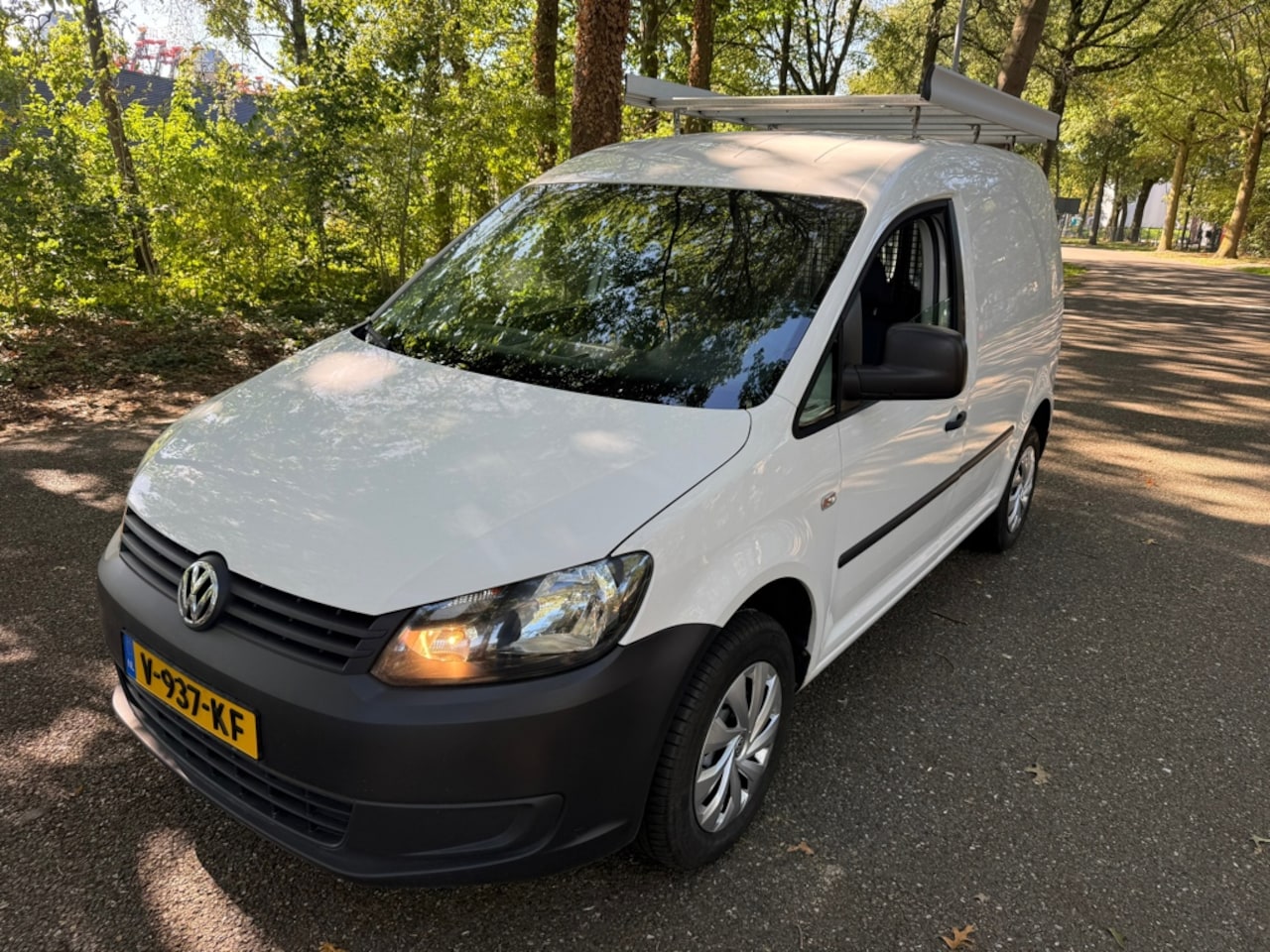 Volkswagen Caddy - 1.6 TDI Baseline BMT Nieuwe APK - AutoWereld.nl