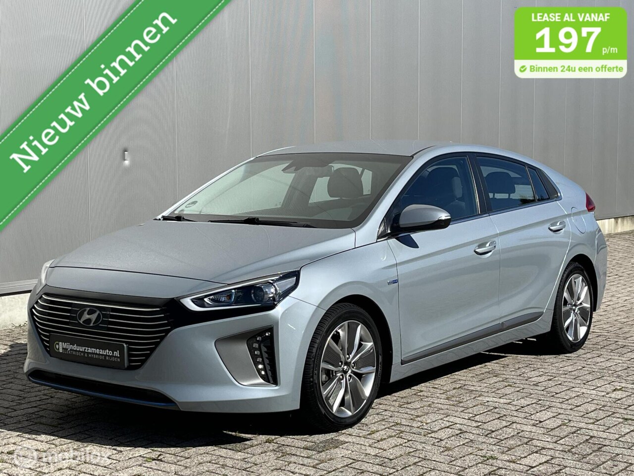 Hyundai IONIQ - 1.6 GDi Aut, Xenon, Keyless, Camera, Netjes ! - AutoWereld.nl