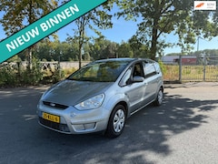 Ford S-Max - 2.0 Titanium NETTE AUTO RIJDT EN SCHAKELT GOED