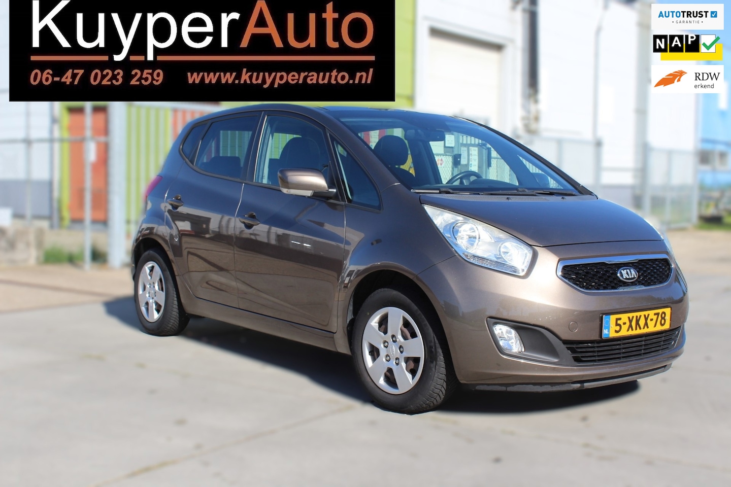 Kia Venga - 1.6 CVVT First Edition PANO CLIMA GOED ONDERHOUDEN MULTIMEDIA CAMERA TREKHAAK - AutoWereld.nl