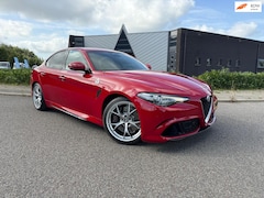 Alfa Romeo Giulia - 2.9 V6 Quadrifoglio | 510PK | Carbon | Harman Kardon | Adaptive Cruise Control |Elektrisch