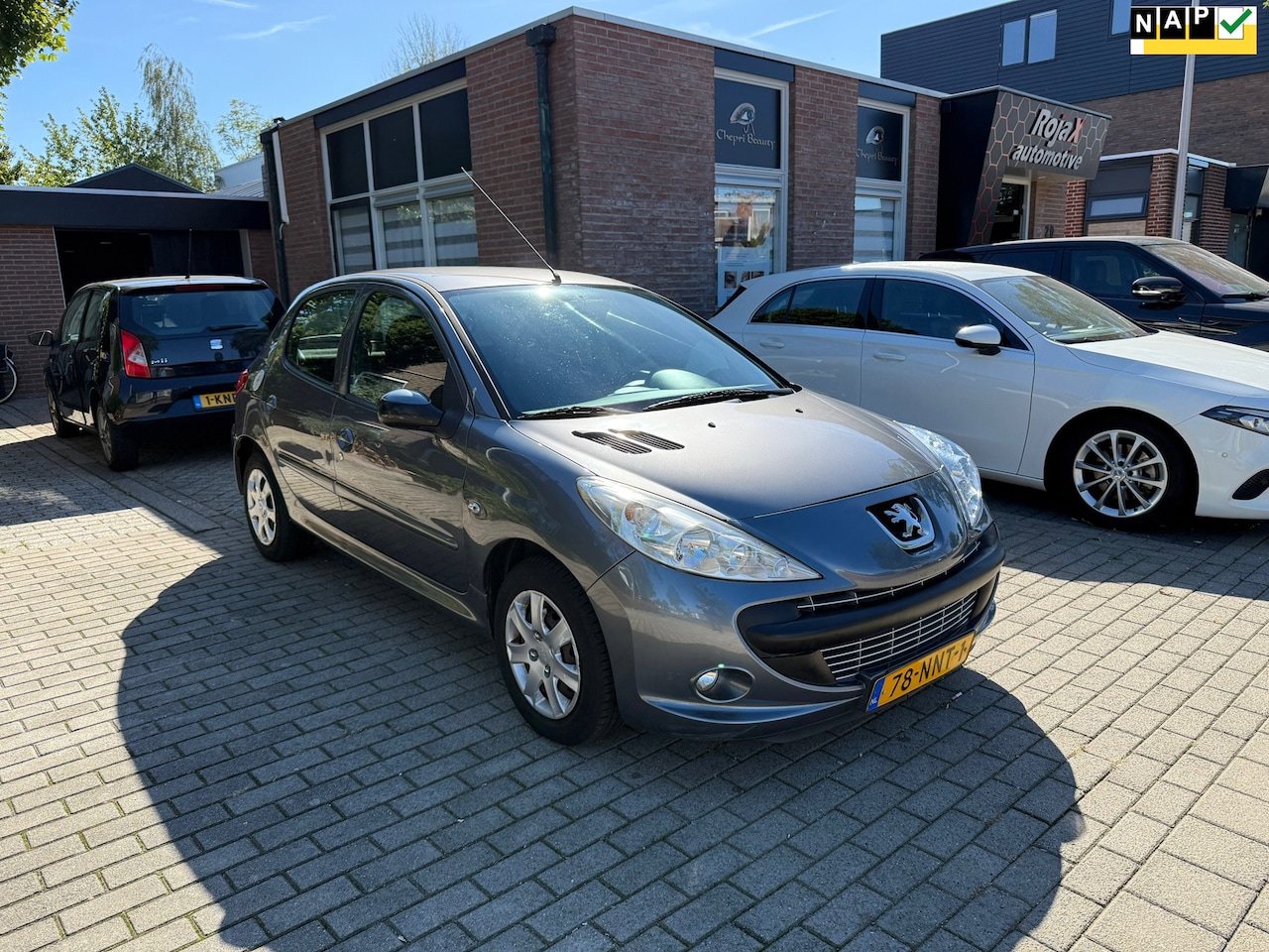 Peugeot 206 - 1.4 XS AIRCO - NWE APK - MEENEEMPRIJSJE!! - AutoWereld.nl
