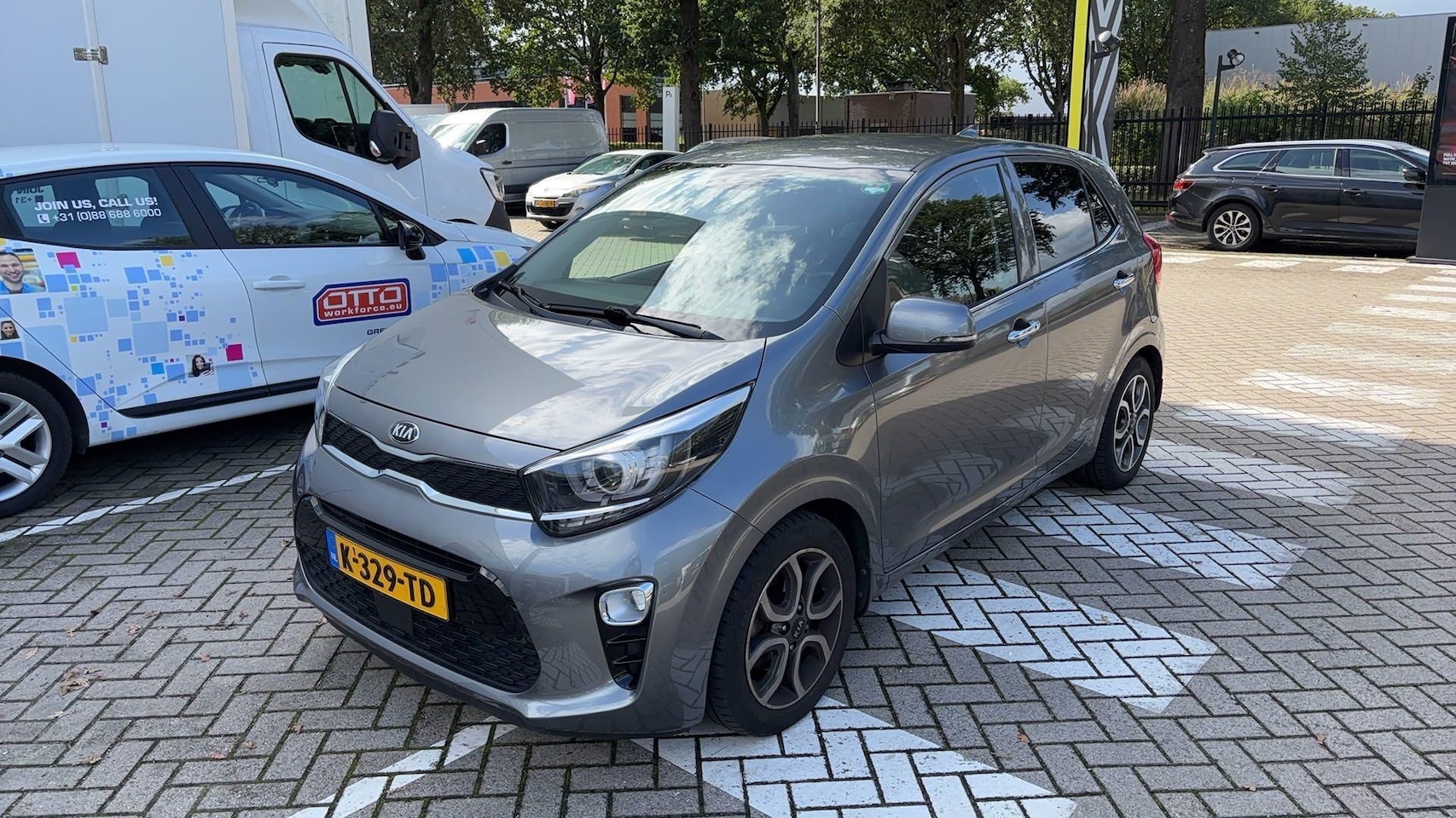 Kia Picanto - 1.0 DPi DynamicPlusLine | Apple Carplay/Android Auto | Climate control | Achteruitrijcamer - AutoWereld.nl