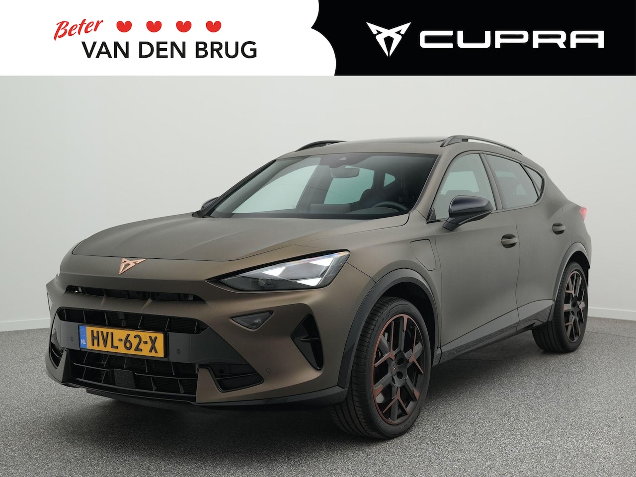 CUPRA Formentor - 1.5 TSI e-Hybrid 272pk VZ Performance | Trekhaak | Panoramadak | LED Matrix | SennHeiser | - AutoWereld.nl