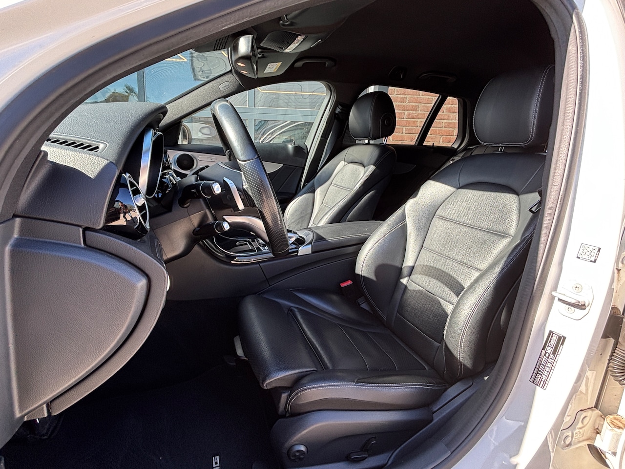 Mercedes-Benz C-klasse Estate - 180 Edition 1 AMG-Line | Night Pakket. Leder. Navi. Led.