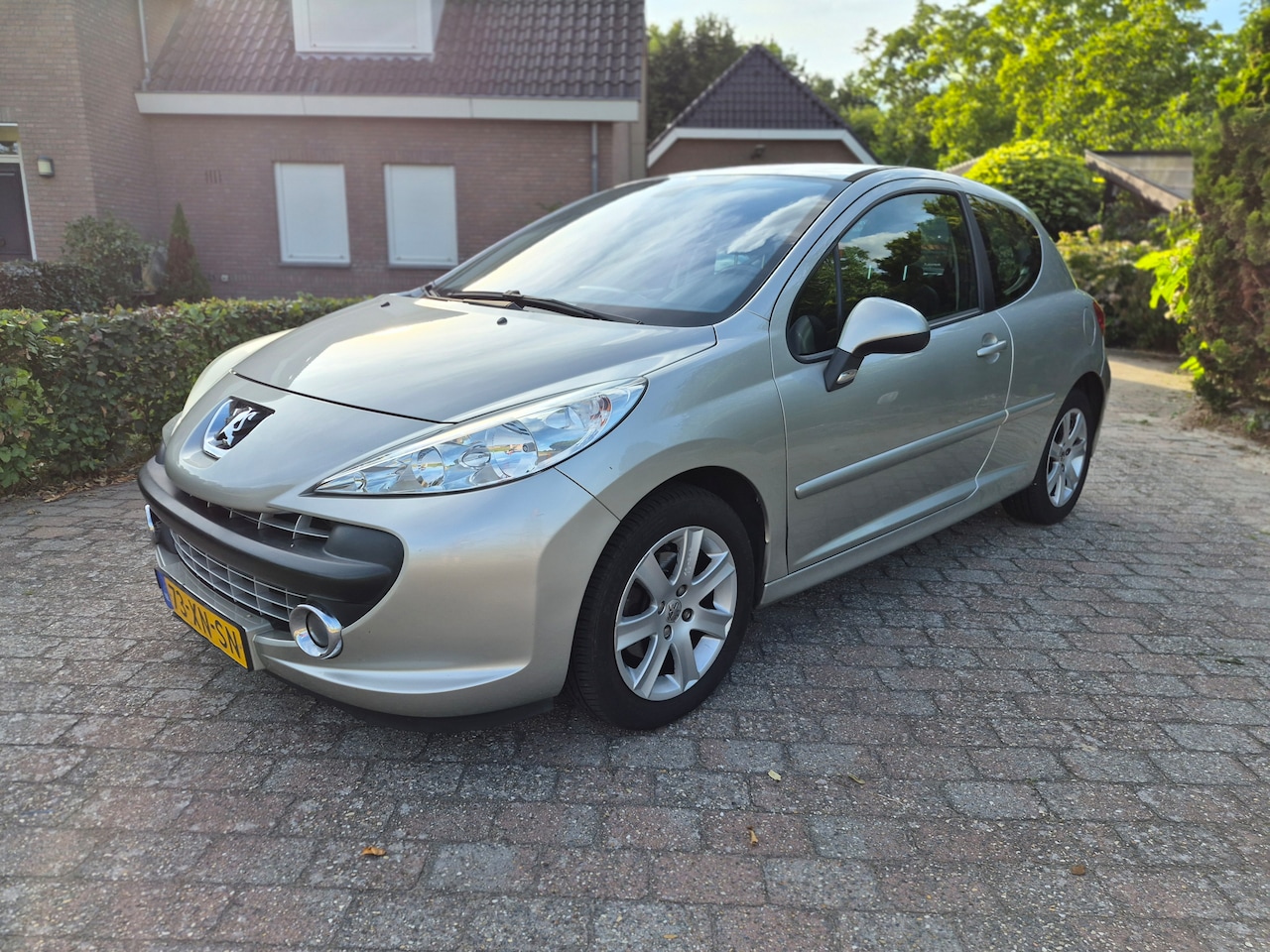 Peugeot 207 - 1.6 VTi XS - AutoWereld.nl