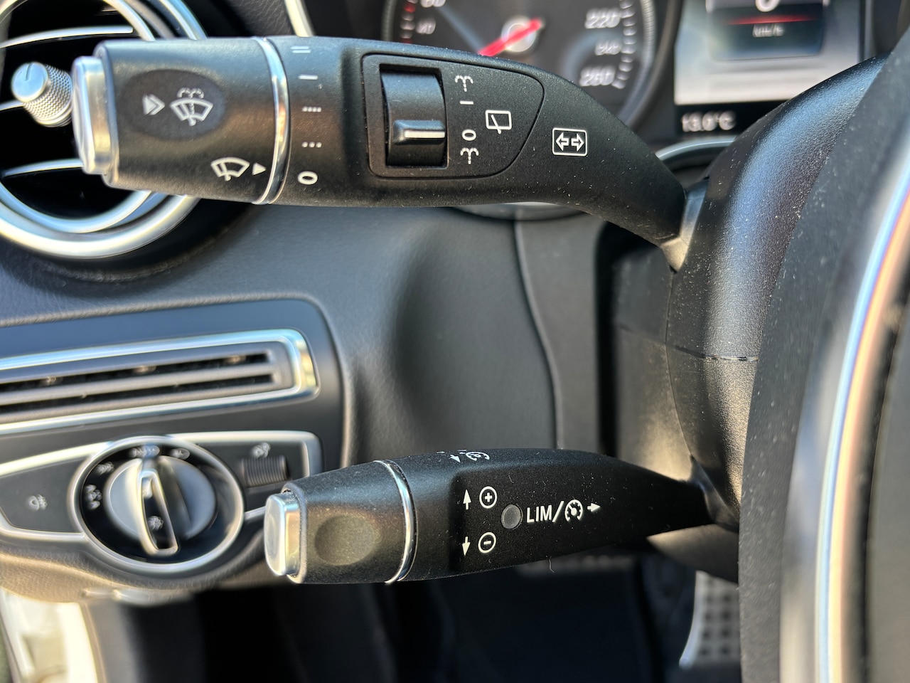 Mercedes-Benz C-klasse Estate - 180 Edition 1 AMG-Line | Night Pakket. Leder. Navi. Led.