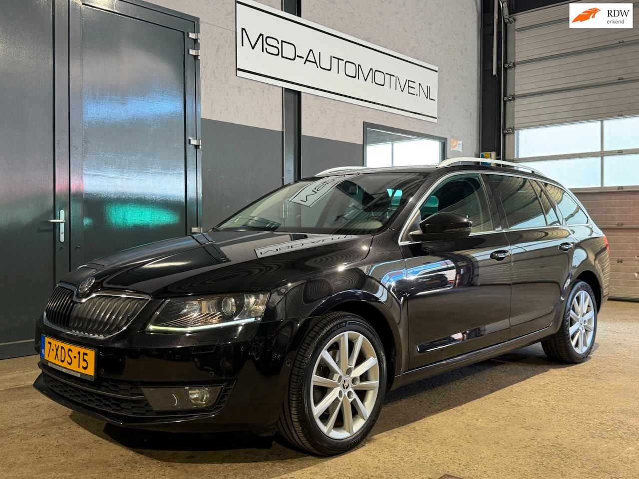 Skoda Octavia Combi - 1.4 TSI Greentech Elegance Businessline 1.4 TSI Greentech Elegance Businessline - AutoWereld.nl