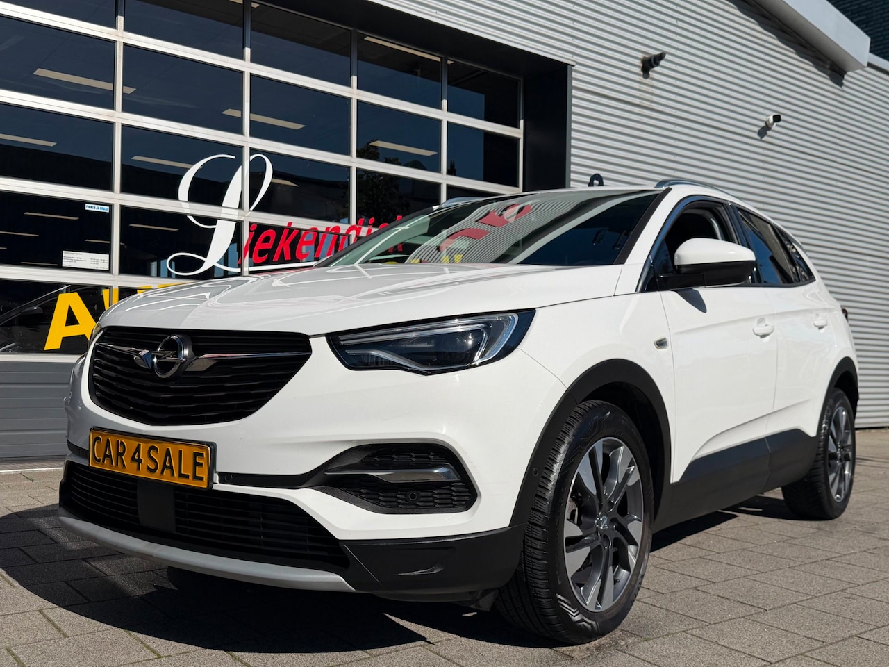 Opel Grandland X - 1.2 Turbo Edition 2020 - Navigatie/Apple CarPlay I Airco I LED- PDC I Comfort pakket I Dea - AutoWereld.nl